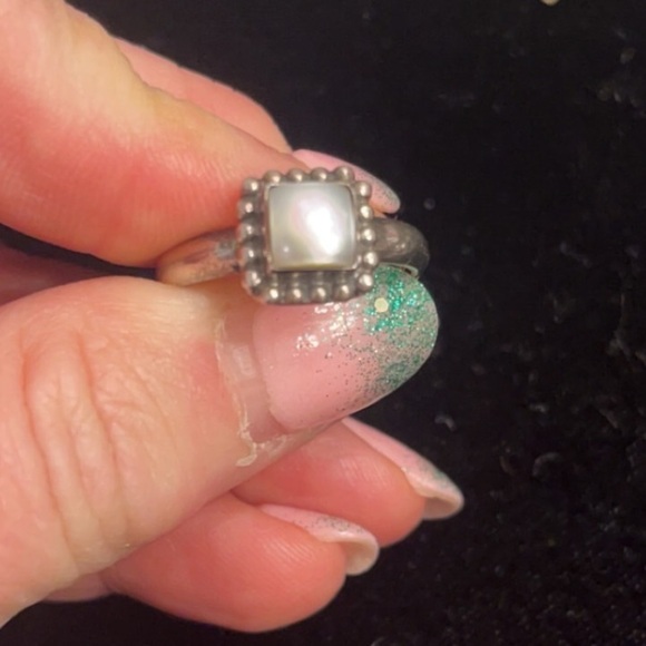 Silpada Sterling .925 Silver Button Frame Mother of Pearl Ring R1617 Size 8 - Picture 4 of 8